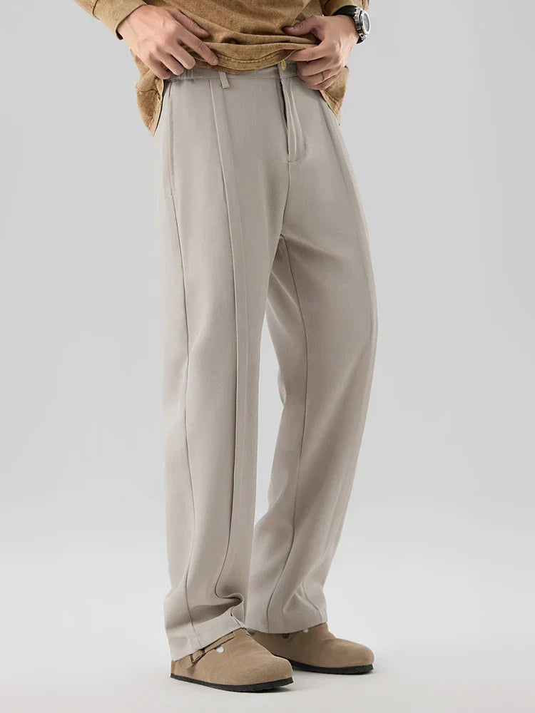 Phill | Straight Cut Pleated Pant