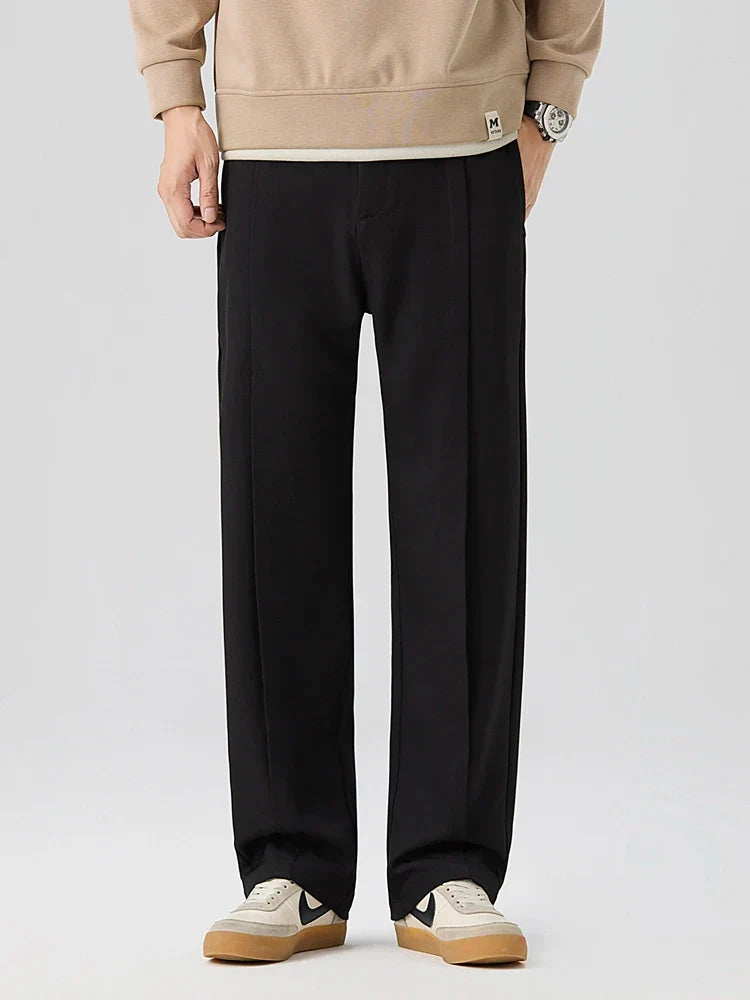 Phill | Straight Cut Pleated Pant